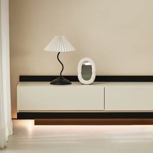 Black And White Minimalist Style TV Cabinet